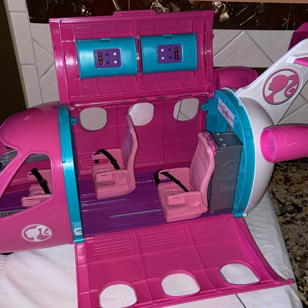 EUC Barbie Airplane Playset, Dreamplane